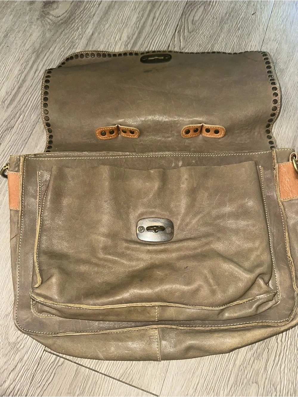 Topelle Distressed Olive Green Leather Satchel Briefcase Laptop Bag